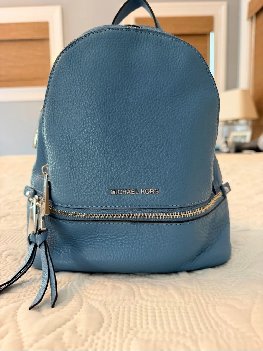 Michael Kors compact michael
